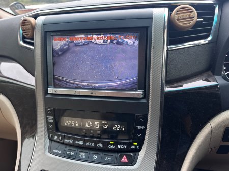2014 Toyota Alphard - photo 11