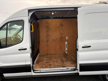 2021 Ford Transit - photo 13