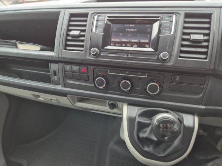 2020 Volkswagen Transporter - photo 15