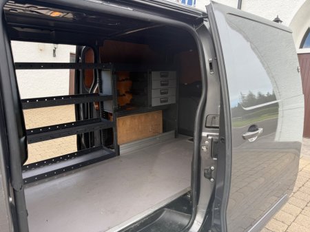 2023 Vauxhall Vivaro - photo 17