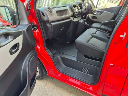 2020 Renault Trafic - photo 8