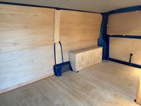2024 Volkswagen Transporter - photo 11