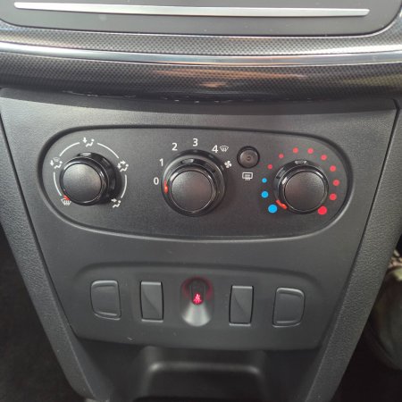 2017 Dacia Sandero - photo 11