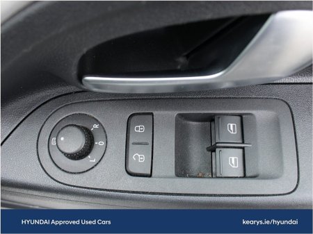 2023 Volkswagen e-up! - photo 22