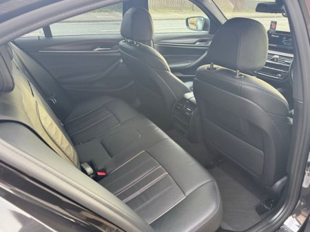 2021 BMW 5-Series - photo 8