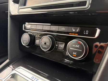 2016 Volkswagen Passat - photo 17