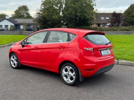 2010 Ford Fiesta - photo 7