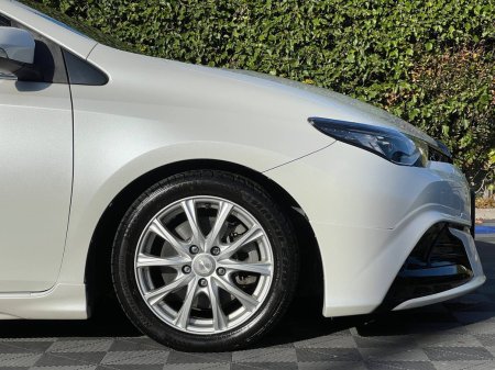 2017 Toyota Auris - photo 9