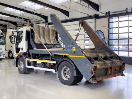 2021 VOLVO FL 250 - photo 3