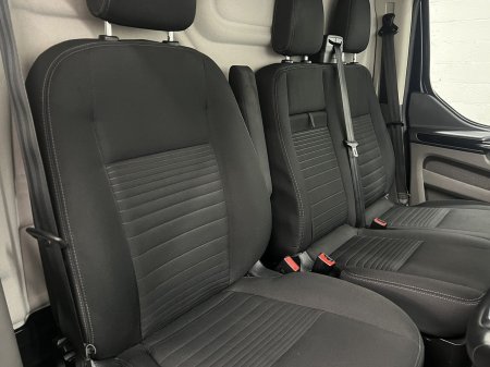 2023 Ford Transit Custom - photo 9