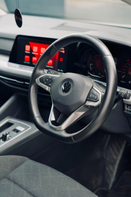 2021 Volkswagen Golf - photo 10