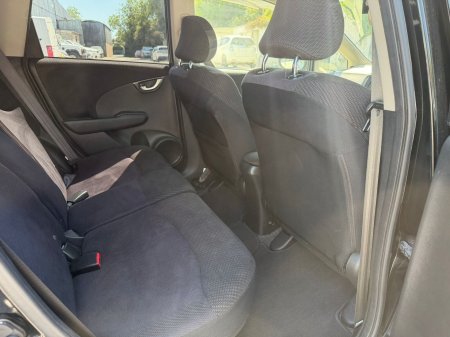 2010 Honda Fit - photo 18