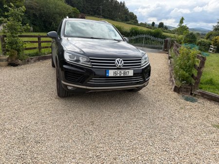 2015 Volkswagen Touareg - photo 2