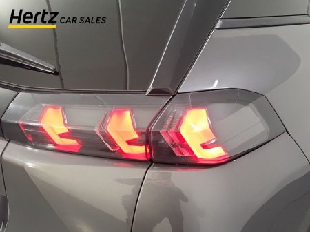 2023 Peugeot 2008 - photo 8