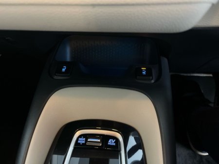 2023 Toyota Corolla - photo 16