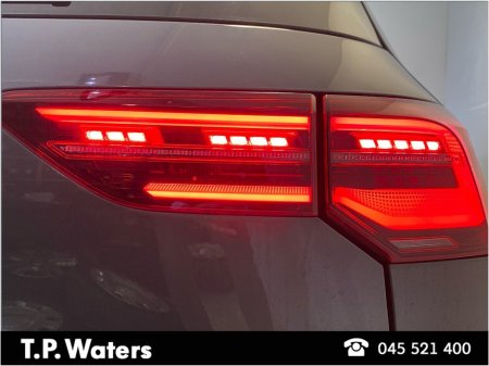 2021 Volkswagen Golf - photo 8