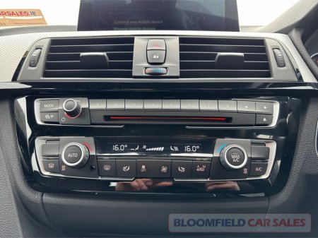 2017 BMW 3-Series - photo 21