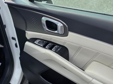 2023 Kia Sorento - photo 17
