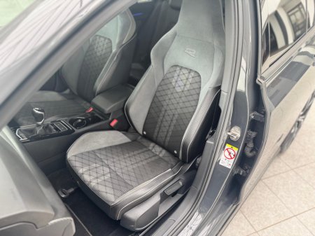 2024 Volkswagen Golf - photo 13