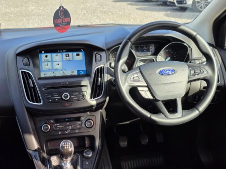 2018 Ford Focus - photo 8