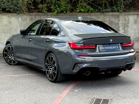 2022 BMW 3-Series - photo 9