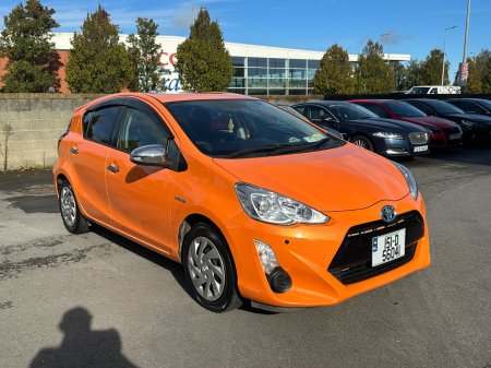 2015 Toyota Aqua - photo 4