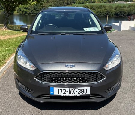 2017 Ford Focus - photo 19