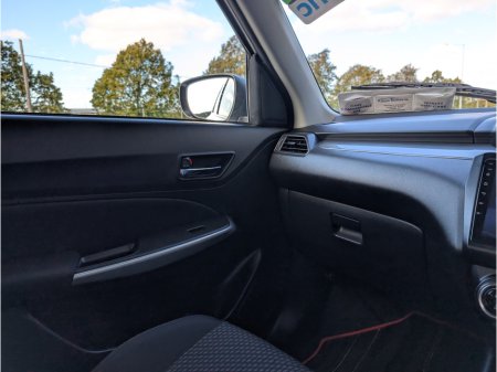 2019 Suzuki Swift - photo 17