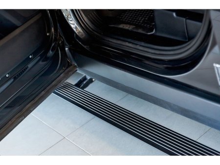 2025 Land Rover Defender - photo 40