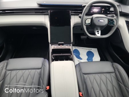 2025 Ford Capri - photo 9