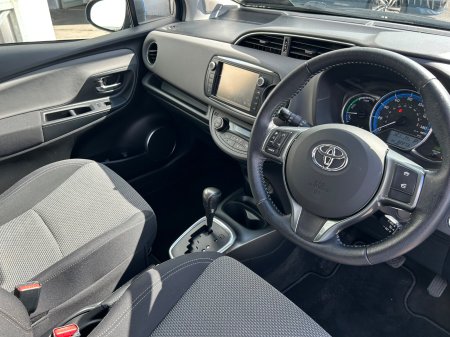 2016 Toyota Yaris - photo 9
