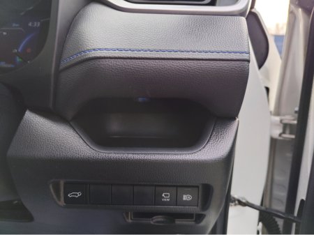 2020 Toyota RAV4 - photo 10