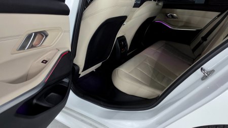 2021 BMW 3-Series - photo 19