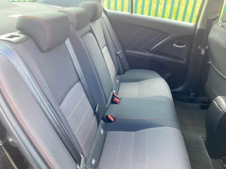 2018 Toyota Avensis - photo 18