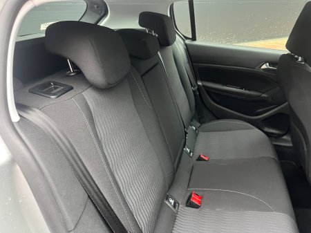 2015 Peugeot 308 - photo 7