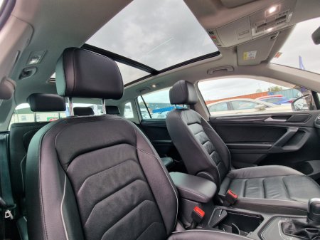 2020 Volkswagen Tiguan - photo 16
