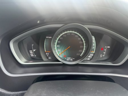 2019 Volvo V40 - photo 11