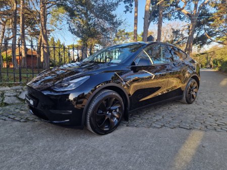 2024 Tesla Model Y Long-Range Dual Motor AWD