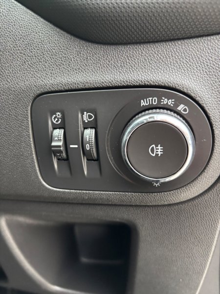 2023 Opel Crossland - photo 33