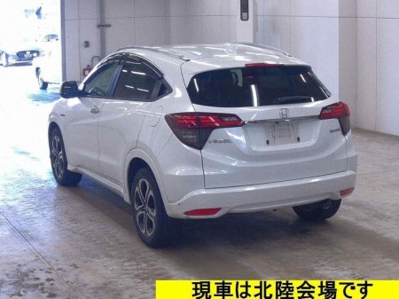 2018 Honda Vezel - photo 2