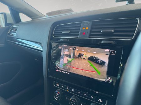 2020 Volkswagen Golf - photo 14