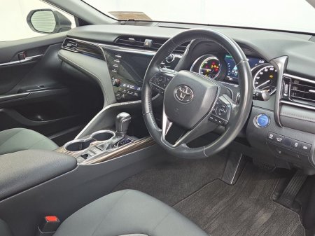 2021 Toyota Camry - photo 9