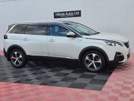 2018 Peugeot 5008 - photo 11