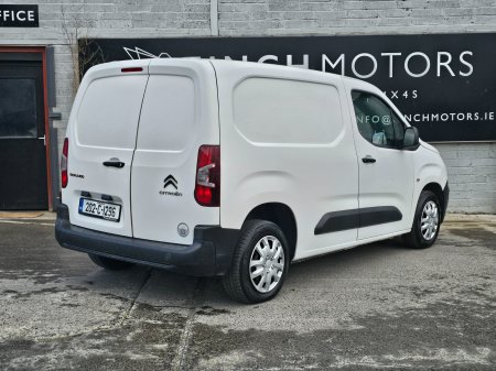 2020 Citroen Berlingo - photo 2
