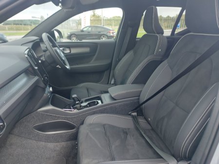 2026 Volvo EX40 - photo 20