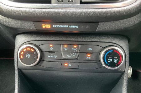 2020 Ford Fiesta - photo 28