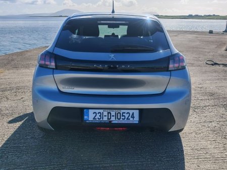 2023 Peugeot 208 - photo 6