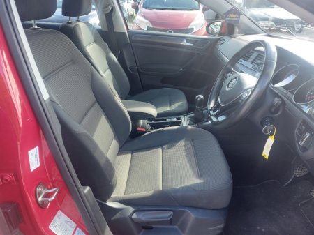 2017 Volkswagen Golf - photo 2