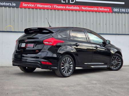 2017 Ford Focus - photo 8