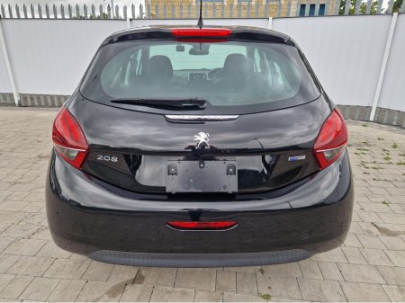 2017 Peugeot 208 - photo 9